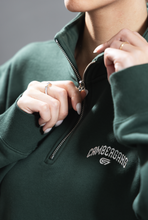 画像をギャラリービューアに読み込む, "CAMBERGANG" Alpine Green 3D Metallic Quarter Zip
